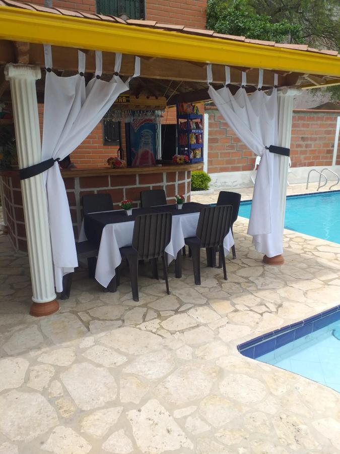 Hotel Boutique Los Gentiles Santa Fe de Antioquia Bagian luar foto