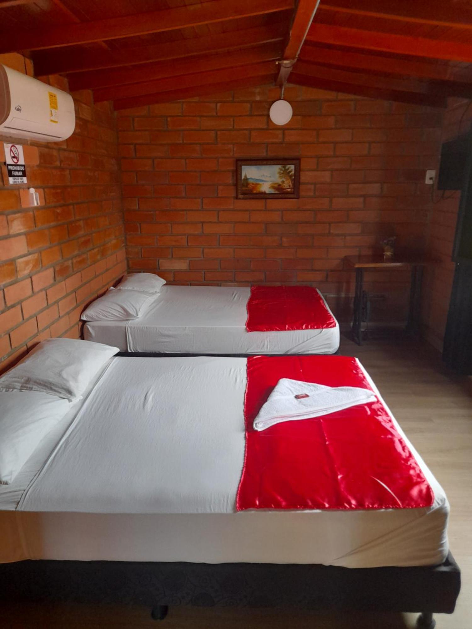 Hotel Boutique Los Gentiles Santa Fe de Antioquia Ruang foto