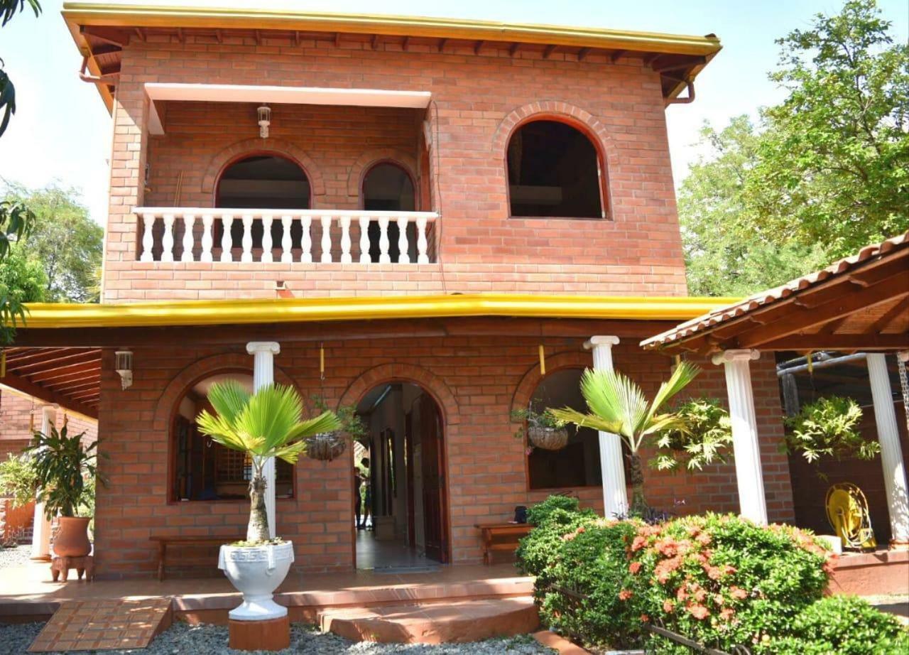 Hotel Boutique Los Gentiles Santa Fe de Antioquia Bagian luar foto